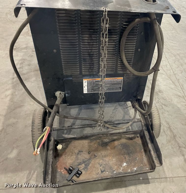 image for item NX9750 Miller Deltaweld 652  welder