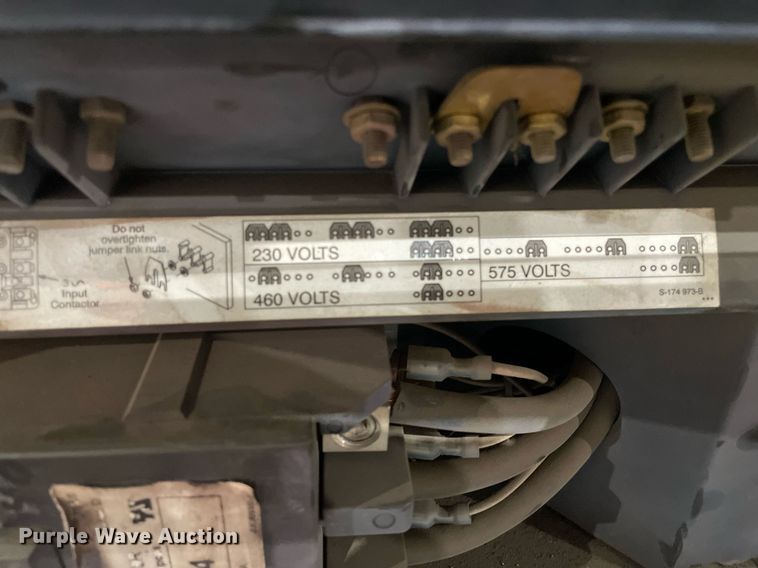 image for item NX9750 Miller Deltaweld 652  welder