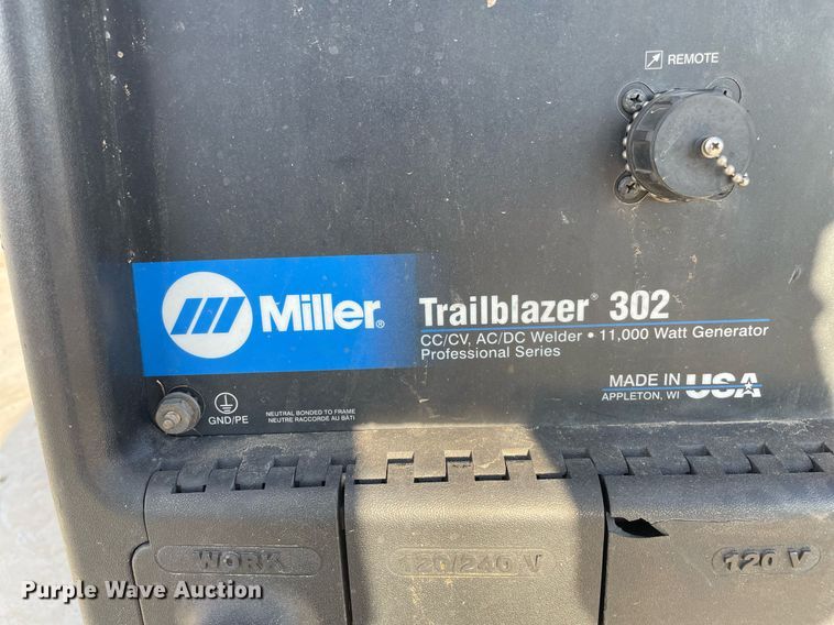 image for item NX9753 Miller Trailblazer 302  welder/generator