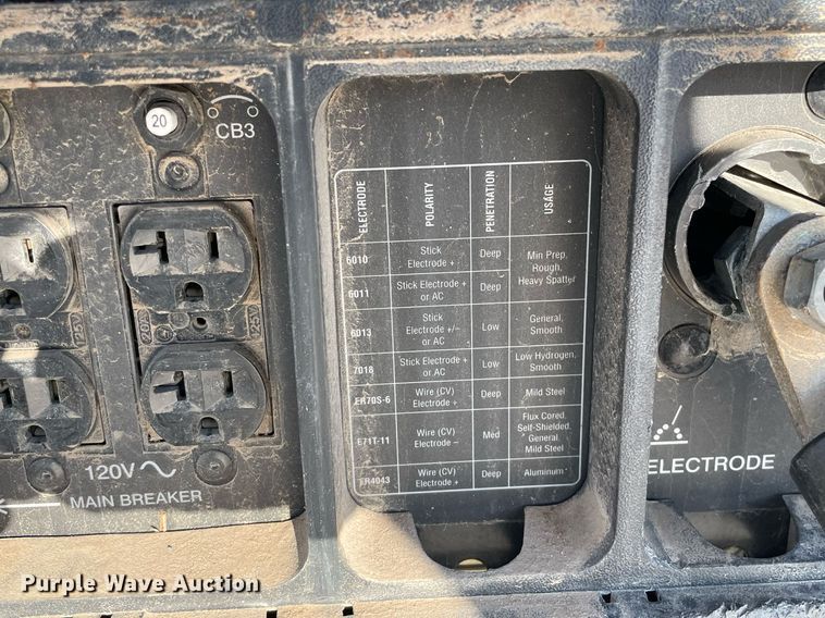 image for item NX9755 Miller Bobcat 260  welder/generator