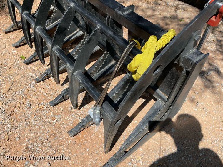 image for item NY9799 72" W skid steer grapple bucket