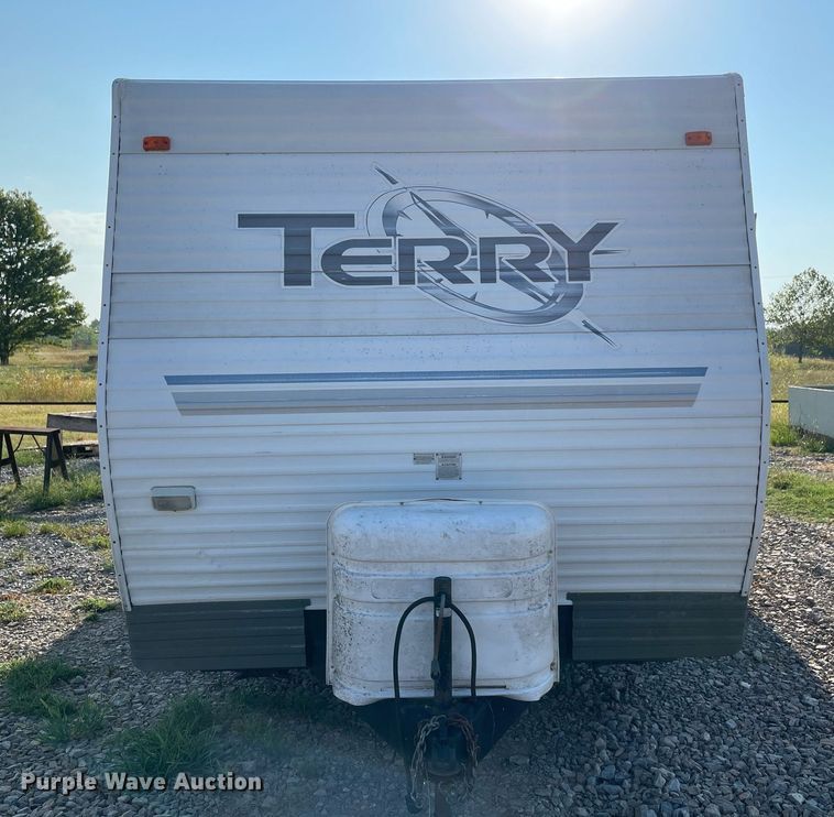 image for item NY9812 2004 Fleetwood Terry  camper