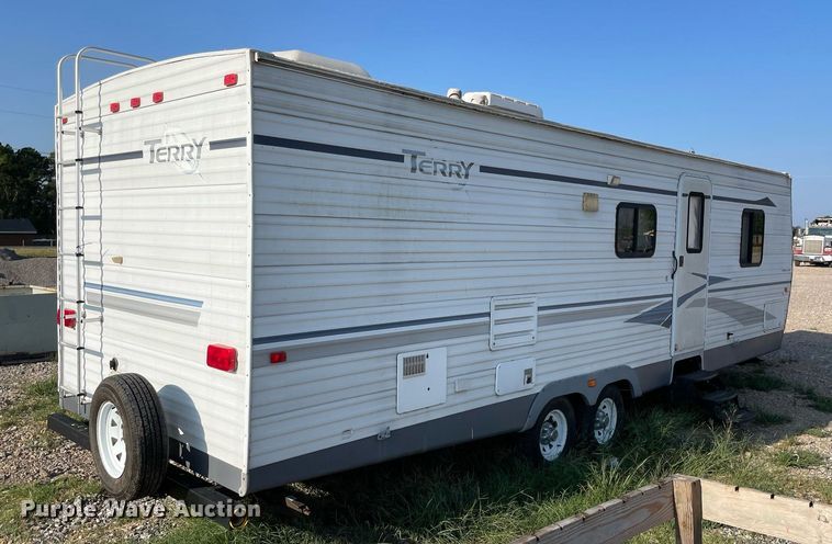 image for item NY9812 2004 Fleetwood Terry  camper