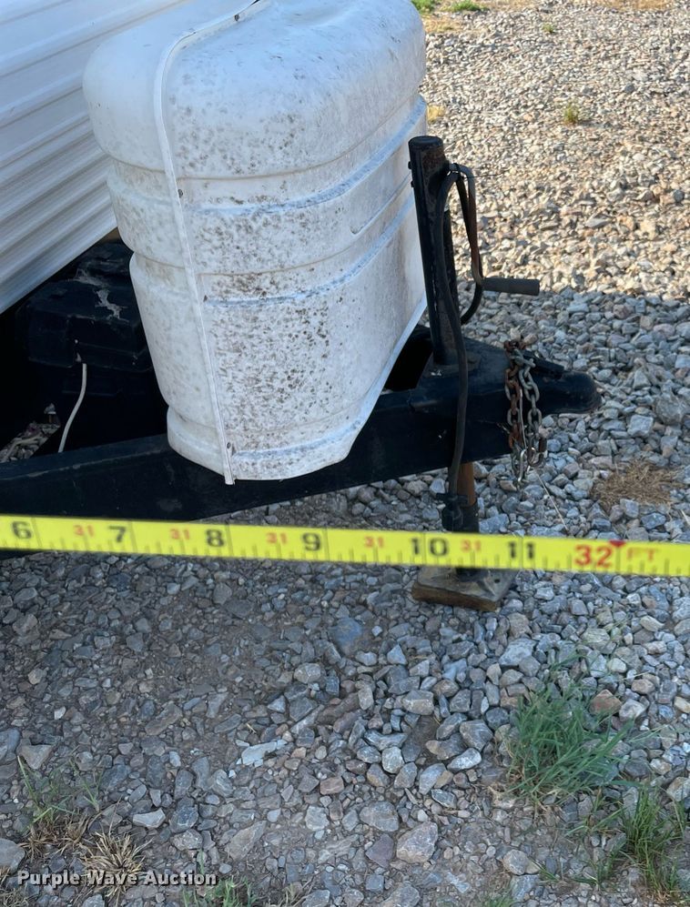 image for item NY9812 2004 Fleetwood Terry  camper