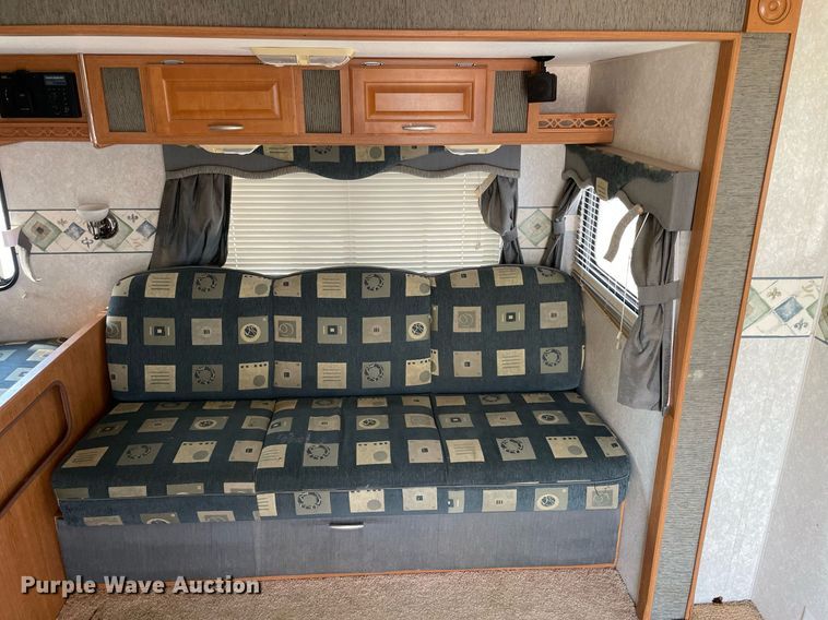 image for item NY9812 2004 Fleetwood Terry  camper