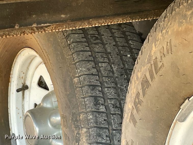 image for item NY9812 2004 Fleetwood Terry  camper