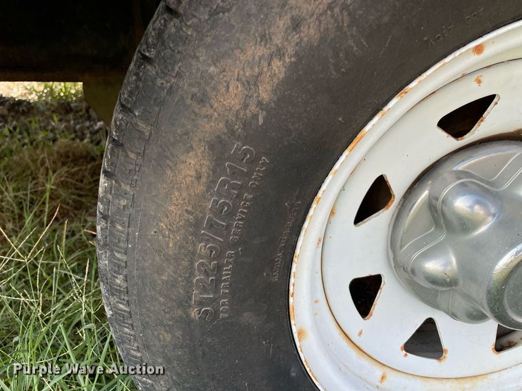 image for item NY9812 2004 Fleetwood Terry  camper