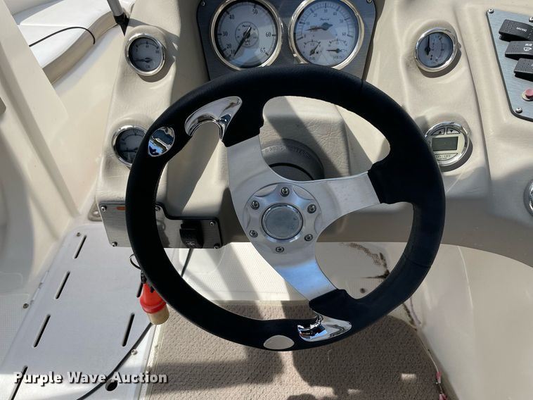 image for item NY9820 2011 Larson LX850 boat