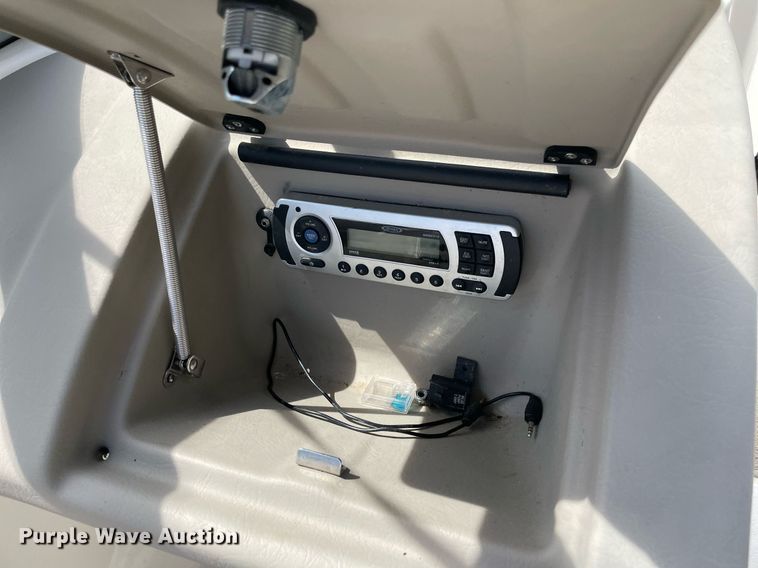 image for item NY9820 2011 Larson LX850 boat