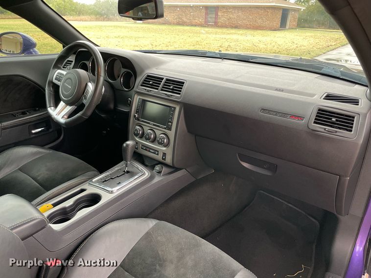 image for item NY9822 2013 Dodge Challenger SRT8