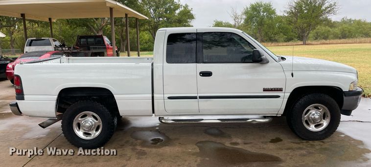 image for item NY9823 2002 Dodge Ram 2500  Quad Cab pickup truck