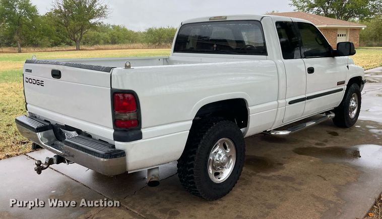 image for item NY9823 2002 Dodge Ram 2500  Quad Cab pickup truck