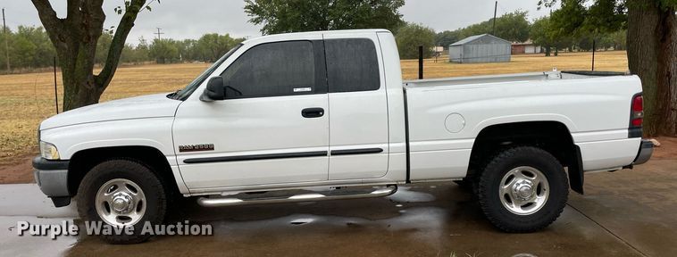 image for item NY9823 2002 Dodge Ram 2500  Quad Cab pickup truck