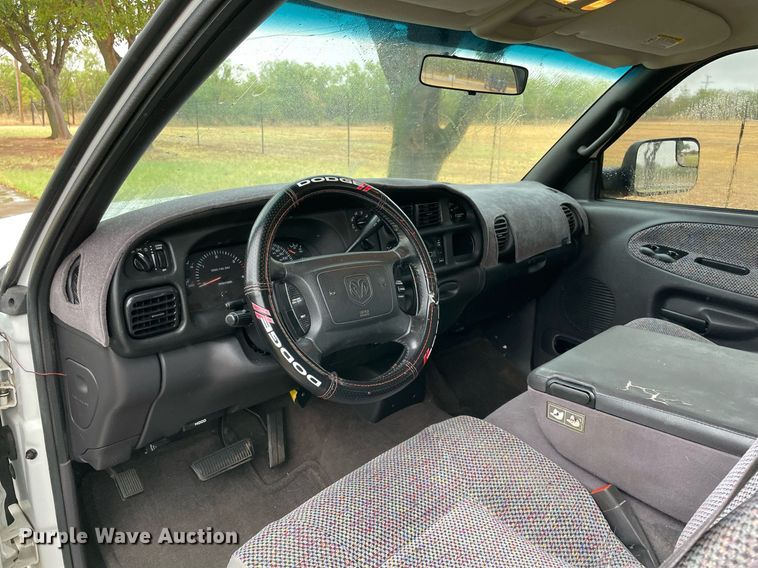 image for item NY9823 2002 Dodge Ram 2500  Quad Cab pickup truck