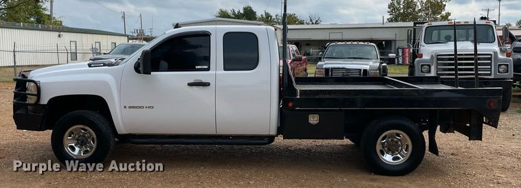 image for item NY9838 2007 Chevrolet 2500HD  bale bed pickup truck