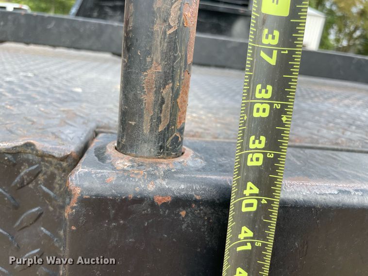 image for item NY9838 2007 Chevrolet 2500HD  bale bed pickup truck