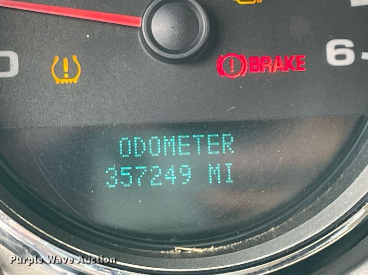 image for item NY9838 2007 Chevrolet 2500HD  bale bed pickup truck