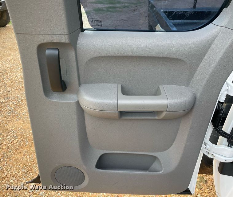 image for item NY9838 2007 Chevrolet 2500HD  bale bed pickup truck