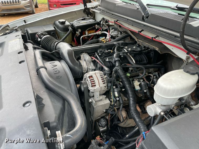 image for item NY9838 2007 Chevrolet 2500HD  bale bed pickup truck