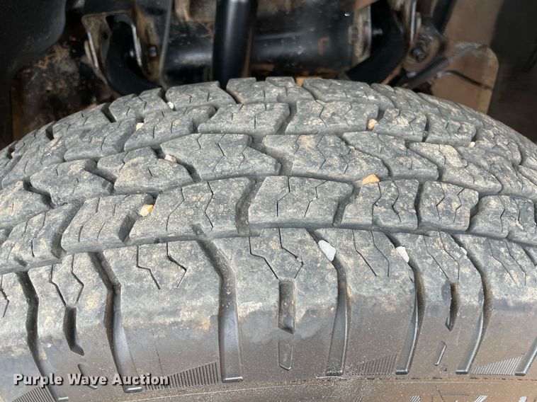 image for item NY9838 2007 Chevrolet 2500HD  bale bed pickup truck