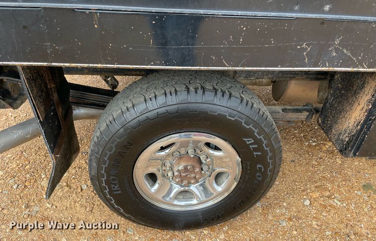 image for item NY9838 2007 Chevrolet 2500HD  bale bed pickup truck