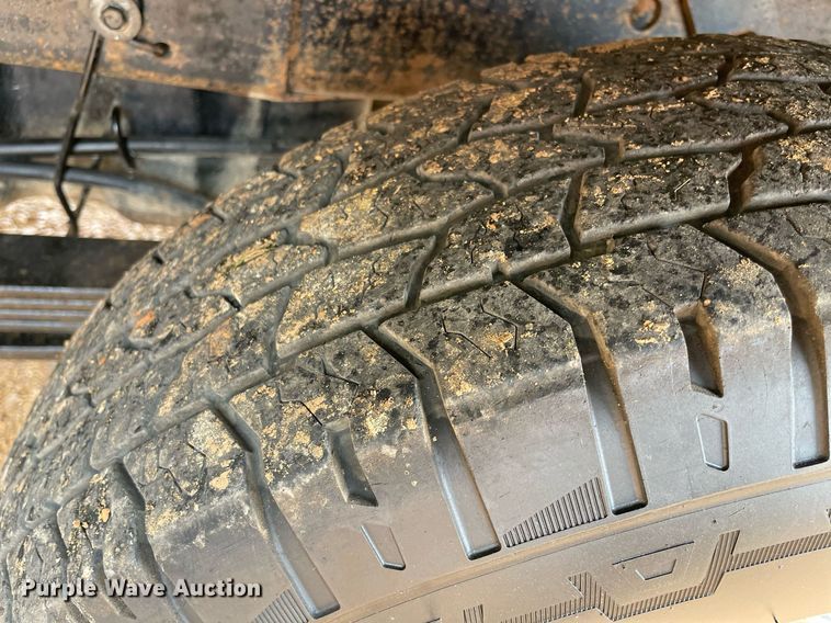 image for item NY9838 2007 Chevrolet 2500HD  bale bed pickup truck