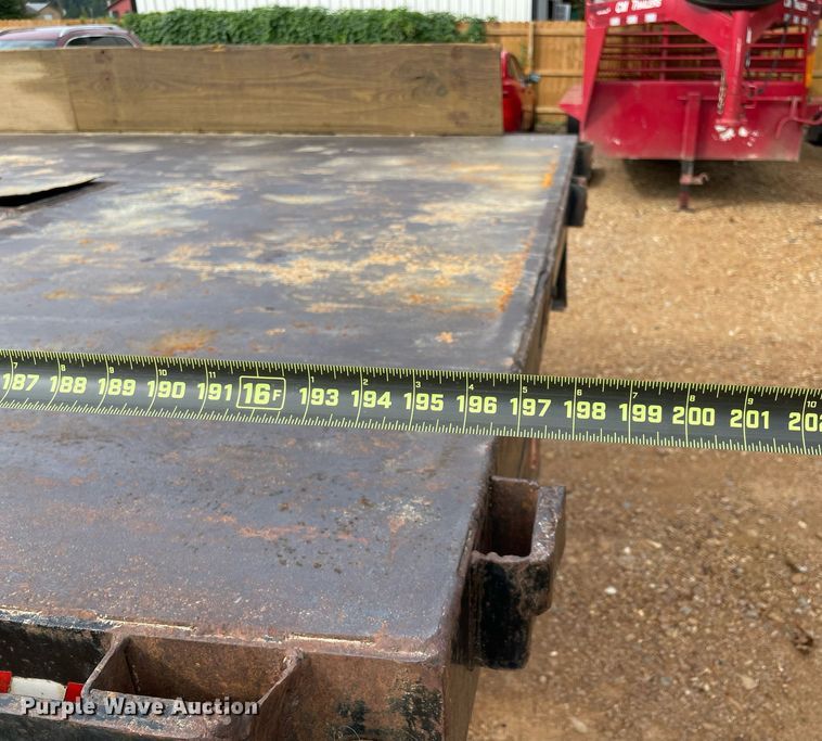 image for item NY9839 1980 International 1854  dump flatbed truck