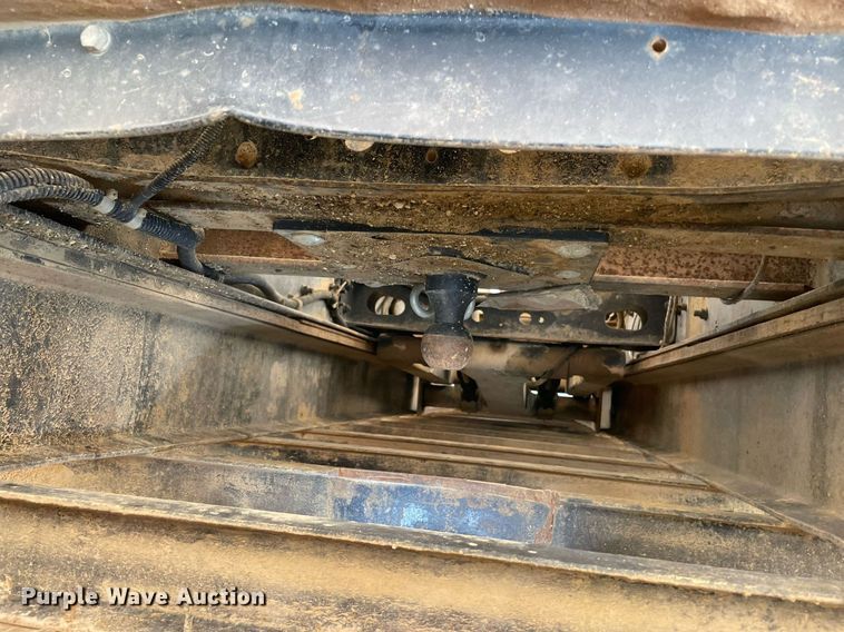 image for item NY9839 1980 International 1854  dump flatbed truck