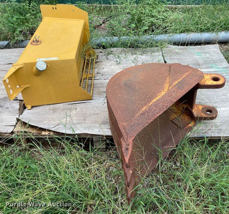 image for item NY9841 Backhoe attachments