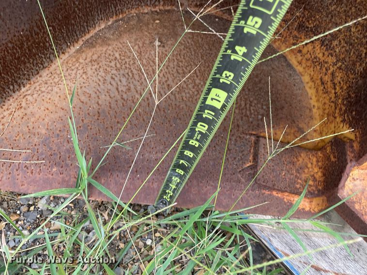 image for item NY9841 Backhoe attachments