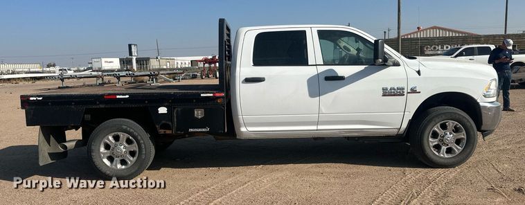 image for item OC9457 2015 Dodge Ram 3500HD  Crew Cab flatbed pickup truck