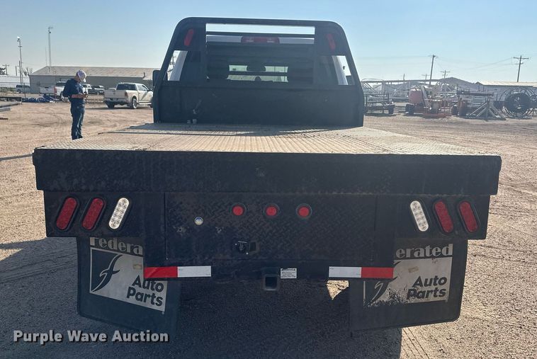 image for item OC9457 2015 Dodge Ram 3500HD  Crew Cab flatbed pickup truck