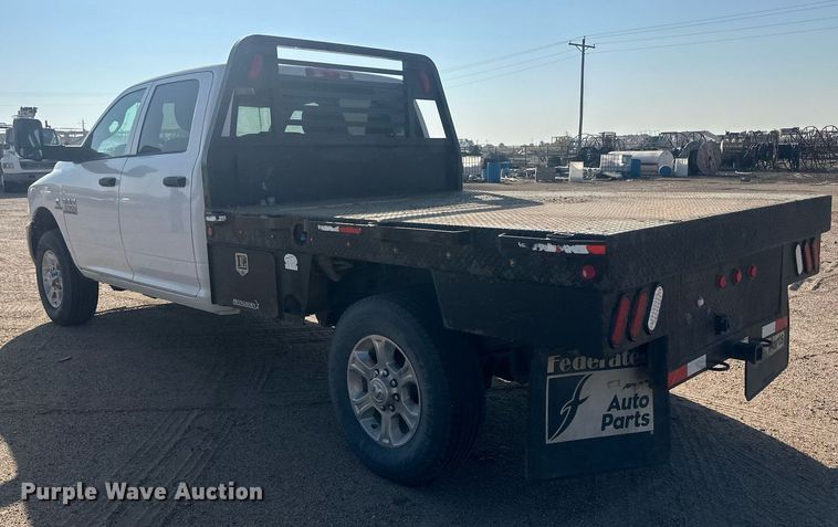 image for item OC9457 2015 Dodge Ram 3500HD  Crew Cab flatbed pickup truck