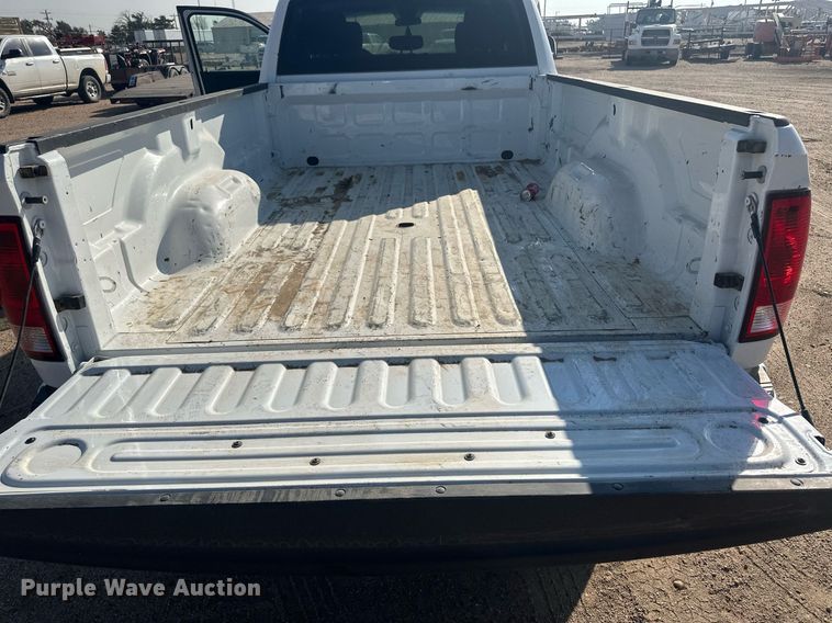 image for item OC9458 2017 Dodge Ram 2500HD  Crew Cab pickup truck