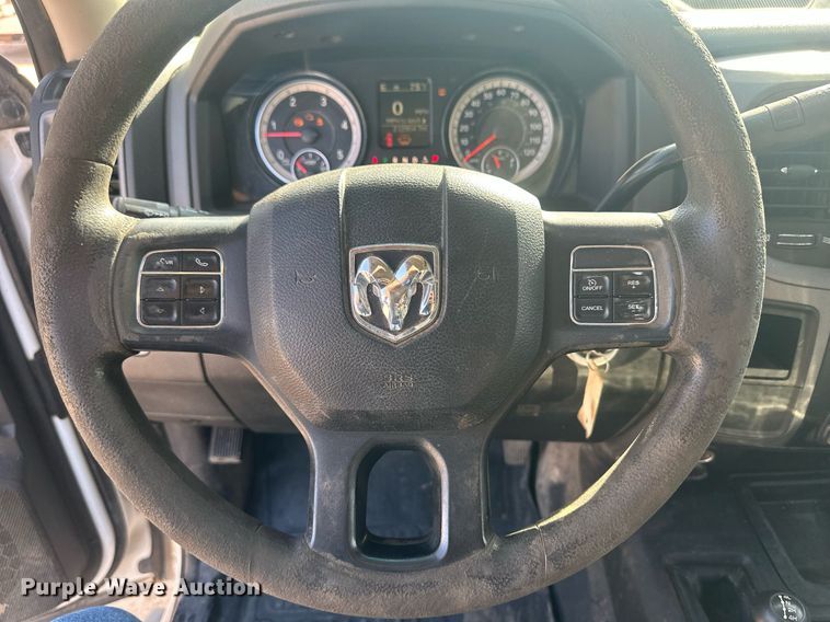 image for item OC9458 2017 Dodge Ram 2500HD  Crew Cab pickup truck