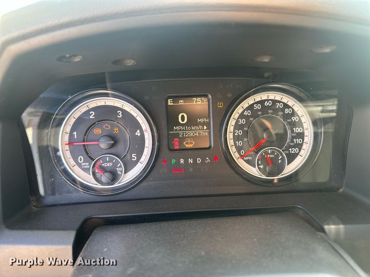 image for item OC9458 2017 Dodge Ram 2500HD  Crew Cab pickup truck