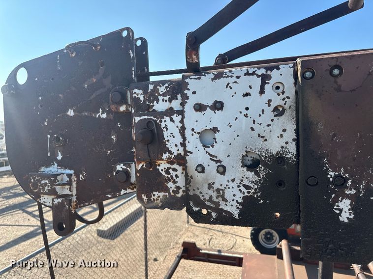 image for item OC9459 1990 Ford AeroMax L9000 crane truck