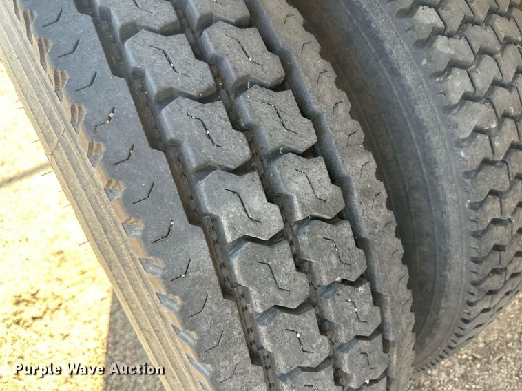 image for item OC9459 1990 Ford AeroMax L9000 crane truck