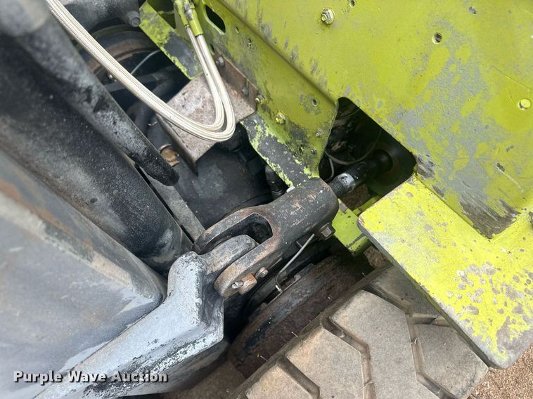 image for item OC9471 Clark  forklift