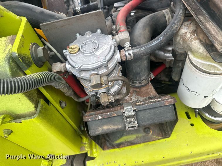 image for item OC9471 Clark  forklift