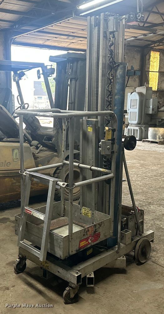 image for item OC9476 Genie PLC-30P  vertical lift