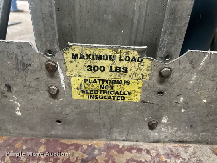 image for item OC9476 Genie PLC-30P  vertical lift