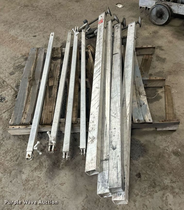 image for item OC9476 Genie PLC-30P  vertical lift