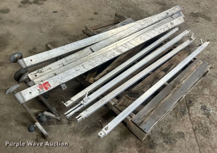 image for item OC9476 Genie PLC-30P  vertical lift