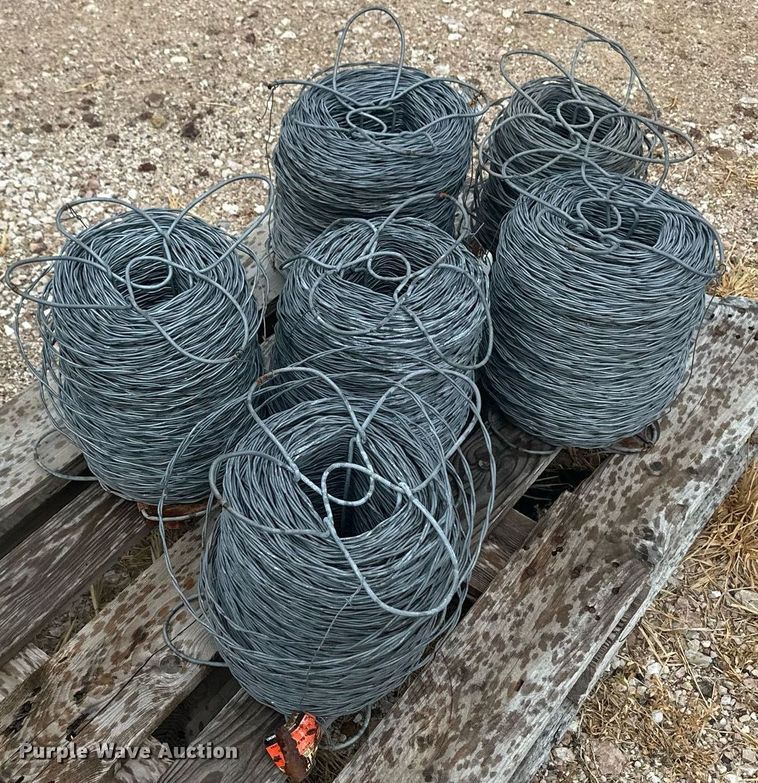 image for item OC9479 Squeeze chute