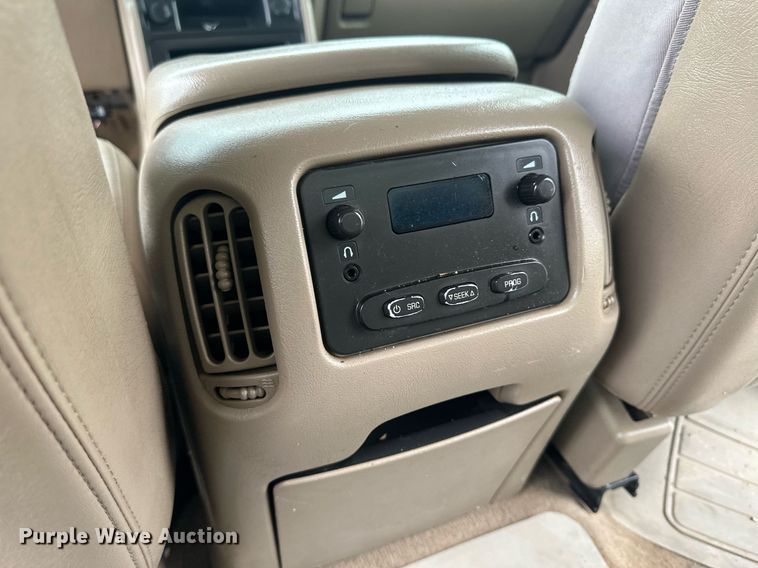 image for item OC9484 2003 Chevrolet Silverado 2500HD  Crew Cab pickup truck