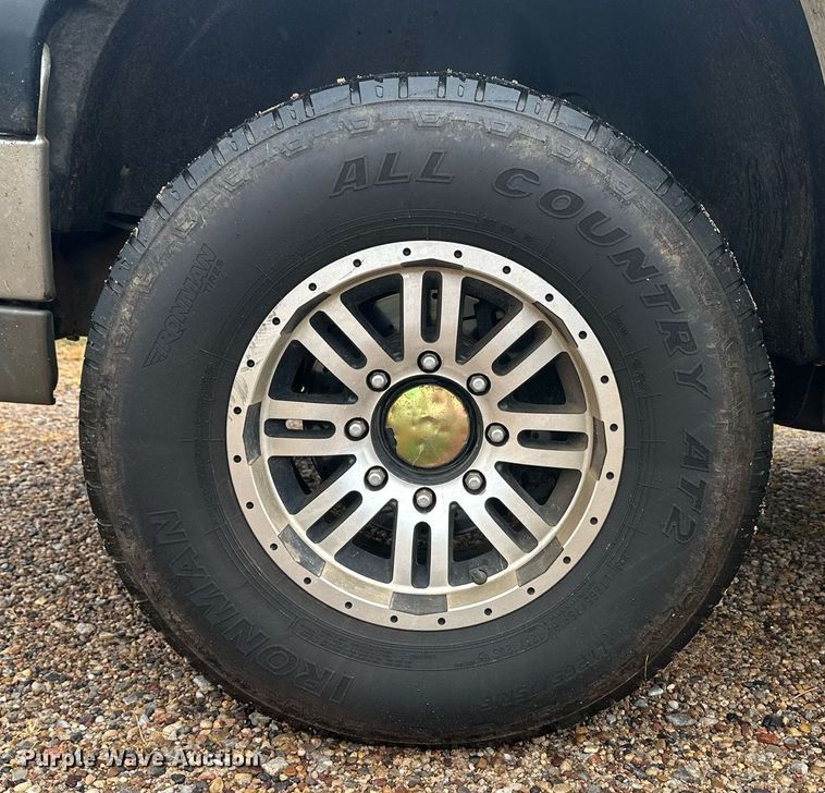 image for item OC9484 2003 Chevrolet Silverado 2500HD  Crew Cab pickup truck