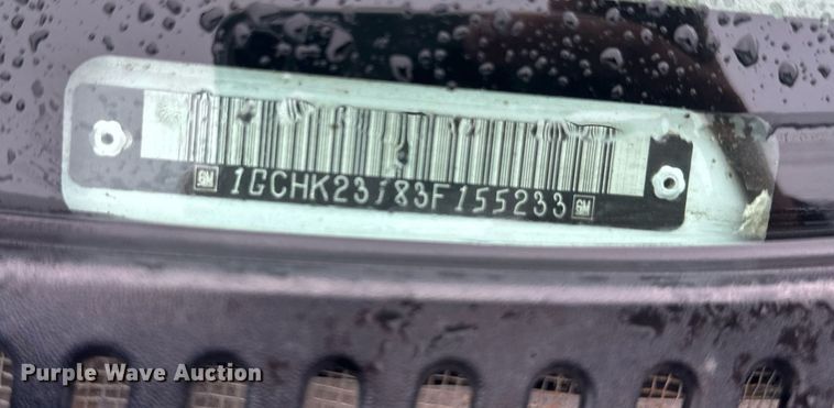 image for item OC9484 2003 Chevrolet Silverado 2500HD  Crew Cab pickup truck