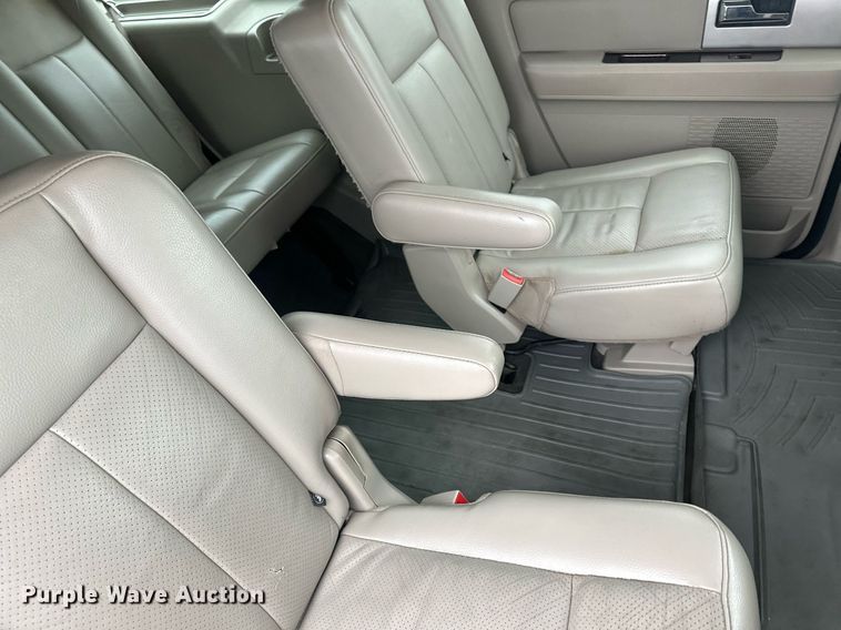 image for item OC9486 2010 Ford Expedition  SUV