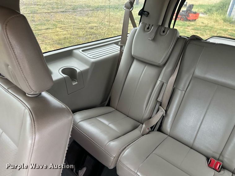 image for item OC9486 2010 Ford Expedition  SUV